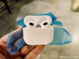 Tin tức công nghệ mới nóng nhất hôm nay 18/4: AirPods 3 rò rỉ ảnh thực tế kèm hộp sạc