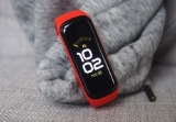 Tin tức công nghệ mới nóng nhất hôm nay 3/12: Galaxy Fit2 pin 14 ngày sắp bán ra tại Việt Nam